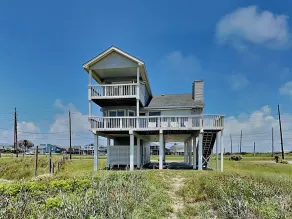 Whispering Sands Beachfront - Image 3