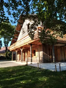 Magnificent B&B chalet near lakes and vineyards - Image 5