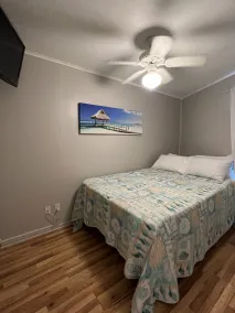 Lovely, beach view condo - Image 4