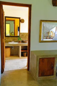 Luxury Beach Side Villa - spiaggia privata, eccezionale chef e personale esclusivi - Image 2