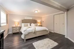 Beautiful Estate with Tennis Court and Swimming Pool - Image 3
