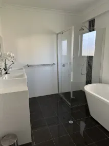 Seascape Beach House - Image 2