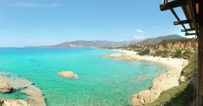 Villa au bord de la mar avec grande jardin, superbe vue et piscine privée - Image 5