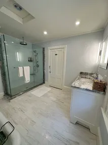 Historic Captains House - Newly Renovated Primary Bathroom and Upgraded Kitchen - Image 4