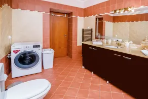 Andronikis House - Image 4