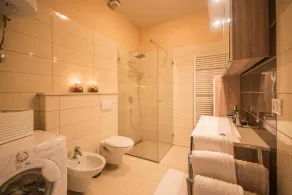 Private pool, family-friendly - reopened in 2019! - Image 3