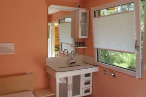 Bungalow carino sul lago, - per rilassarsi e distendersi - posizione idilliaca - Image 2