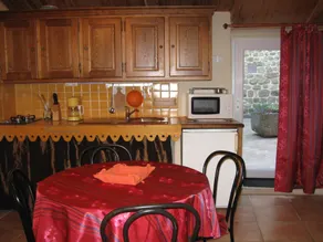 Mas du Vernadel: 5 gites in the countryside with swimming pool:Gite FIGUIER 3/4 pers. max - Image 5