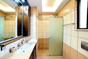 Sunlight Villa Heated Pool - Image 3