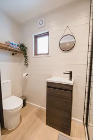 Spy's Cabin, perfect for a getaway. - Image 3