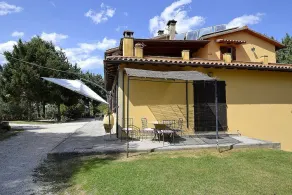 Villa Campanella: A characteristic and welcoming two-story age-old farm house surrounded by the greenery, with Free WI-FI. - Image 5