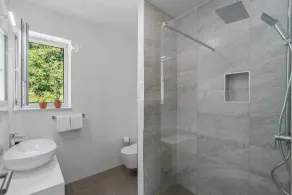 Stylish property with heated 32sqm private pool, 3 bedrooms, 3 bathrooms, table tennis and table soccer - Image 3