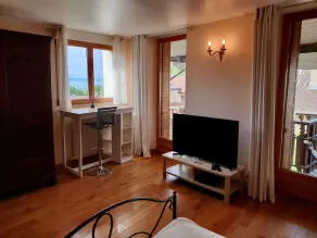 Fisherman's house. 4 bedrooms. 100m from the port. lake view. - Image 5