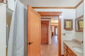 ABOVE IT ALL - UNIQUE MOUNTAIN RETREAT SLEEPS 15 W/REC ROOM - Image 3