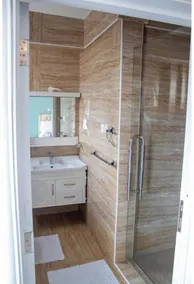 4 luxurious bedrooms all ensuite with a touch of class in Westlands  - Image 5