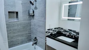 Beautiful vacation Home Near Airport, I10, shopping - Image 5