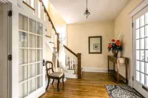 D-TOWN GETAWAY \"SPACIOUS+WIFI+AC+FAMILY+GATHERING\" - Image 3