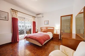 Villa Brisa do Mar with Sea View, Pool, Garden & Wi-Fi - Image 5