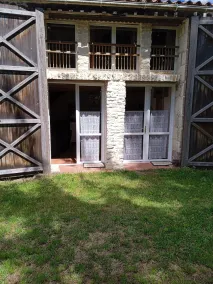 Converted barn in quiet country setting - Image 5