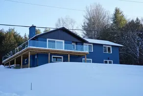 Blue House On The Hill - Year Round Cottage - Image 5