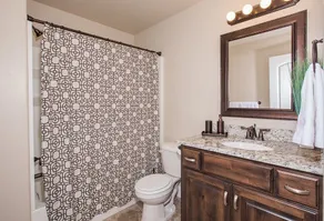 SLEEPS 18, Best Location,New, Hot Tubs,BBQ, Patio, 5 Mins to Dwntwn, Sauna,Views - Image 3