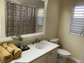 \"JAM N RELAX\" vibrant villa with full unit AC & private beach club - Image 3