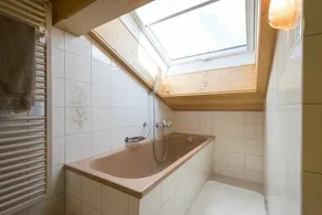 Gstaad Duplex Flat - Fantastisk sjöchalet med damm - Image 2