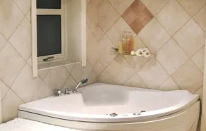 3 Bedroom Luxurious Home In Lundegrend - Image 4
