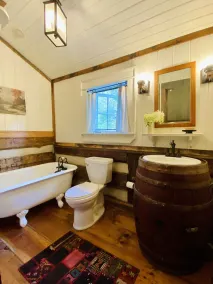 Fish Camp at Waterdance - Log Cabin On The River - Image 3