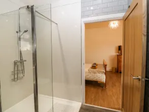 Y FELIN (THE GRANARY), character holiday cottage in Caernarfon - Image 2