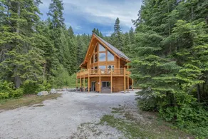 Bearfoot Chalet 3 Bedroom Home by NW Comfy Cabins - Image 5