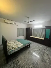 3 bedroom double story House - Image 5