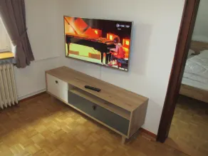 Modern apartment on the 1st floor, 3 rooms + dining area, kitchen w. Dishwasher, bathroom - Image 5