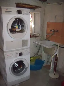 Casa O è una casa in pietra restaurata del XIX secolo con giardino per 4 + 1 persone - Image 2