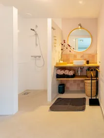 Romantic studio apartment with unobstructed view and near the beach, dunes, Amsterdam. - Image 2