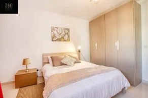 Brand new central APT with strong WIFI & Comfy Bed - Image 4