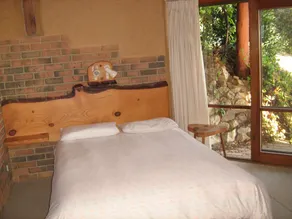 Polehouse Mudbrick Units 2br - Image 3