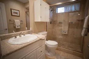 Spacious Golf Course Condo - Image 2