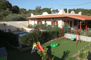 Superbe villa, avec piscine et jardins, près de la mer - Image 2