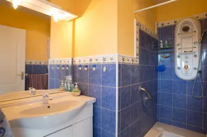 Bekvämt hus med gemensam pool - tyst och verdoyant- - Image 2