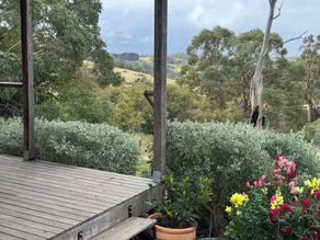 Ironbark cabin, a tranquil secluded getaway between Daylesford and Kyneton. - Image 3
