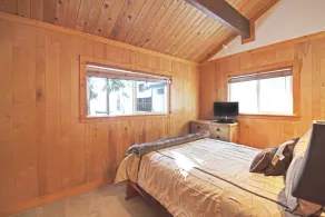 Cedars Palace - Walk to private beach & piers - Remodeled 3 bedroom - Image 4