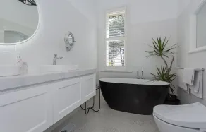 HEALESVILLE GETAWAY - Image 3