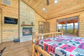 Log Cabin with Million Dollar View! “The Time Out” Secluded property - Image 4