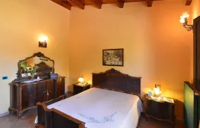 3 bedroom pet friendly home in Solarino - Image 3