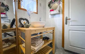 1 Bedroom Awesome Apartment In Harreberg - Image 2