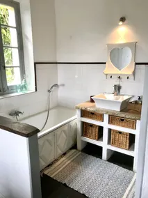 Traditional French house with private pool and gardens. - Image 2