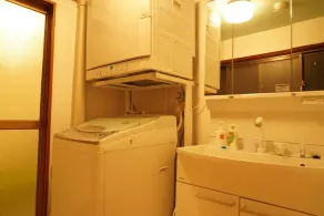 Private House for Rabbit Island - Image 3