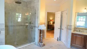 Charming Southampton Village Guest Home -Walk to Beach, Restaurants, Shops - Image 5