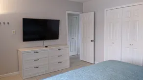 Best Location on Lido Keys! Steps to Lido Beach & St. Armand's Circle - Image 3